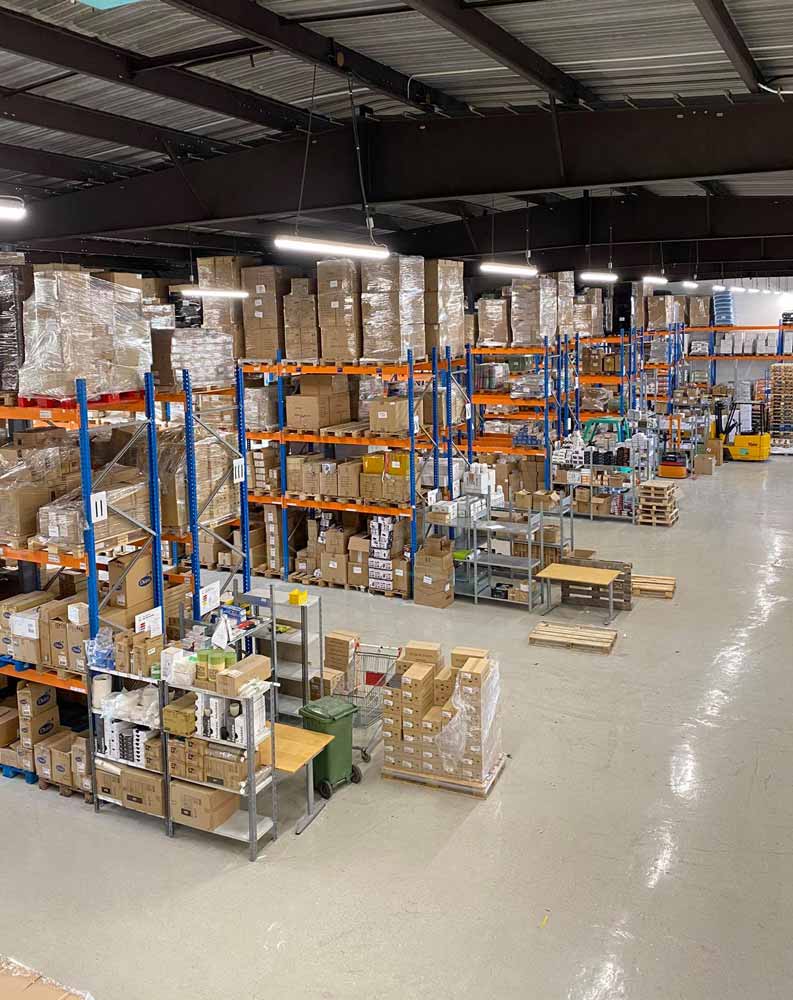 Complexpress raktár felülnézetből